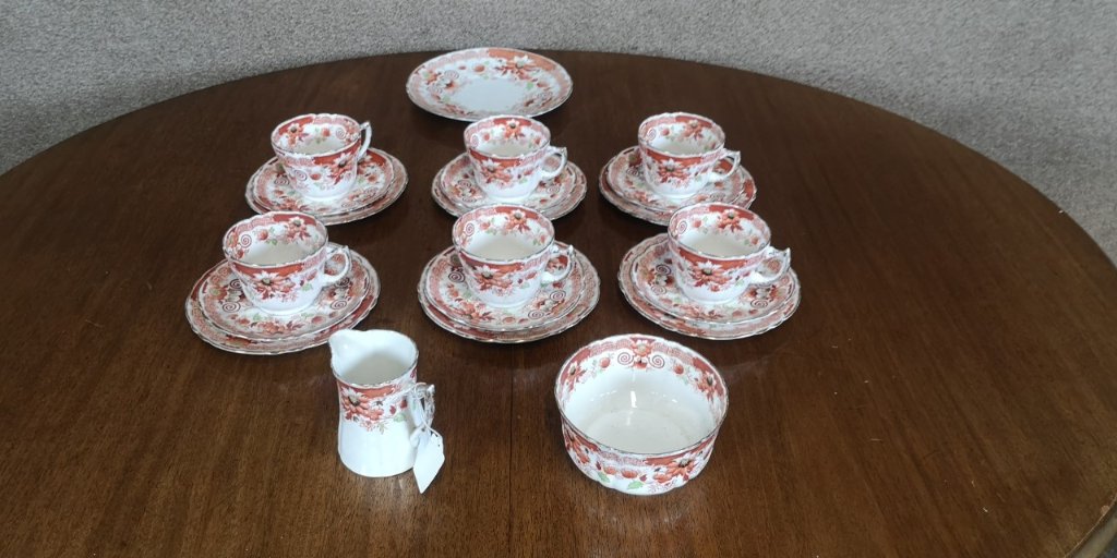 21 piece tea setの画像