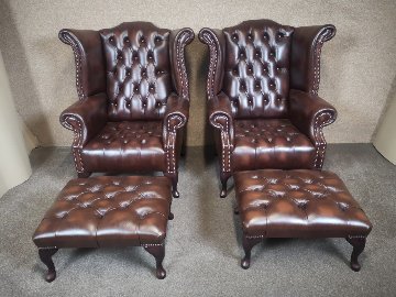 Pair of brown leather chairs with matching stools(stool)画像