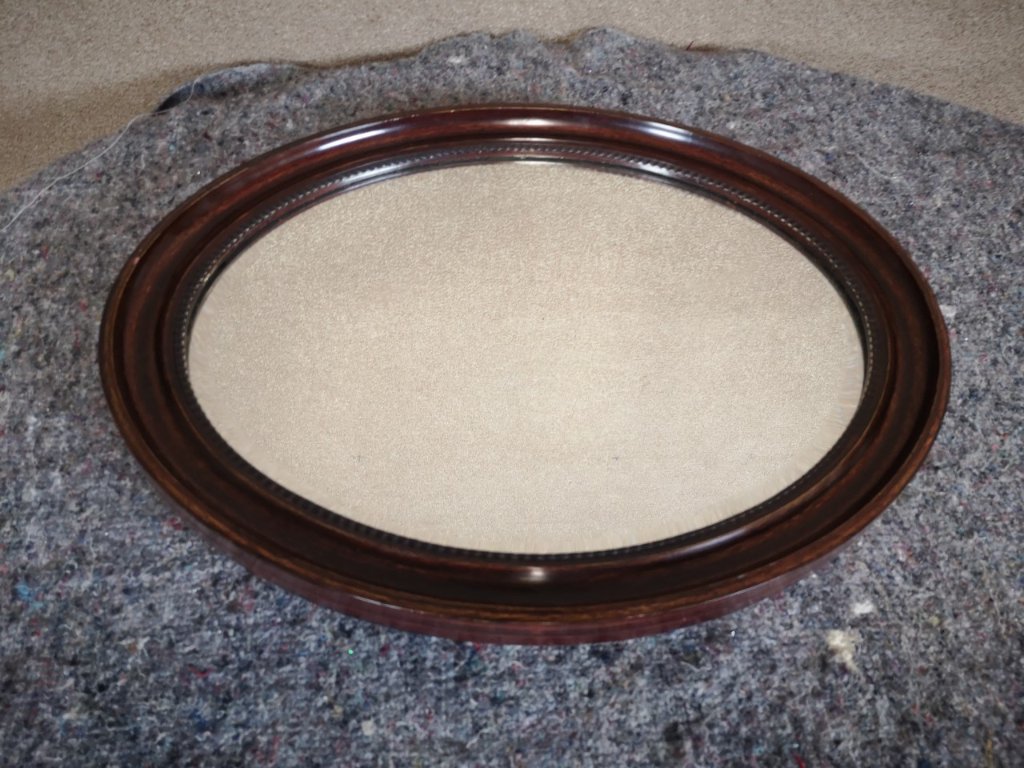 Oval mirrorの画像