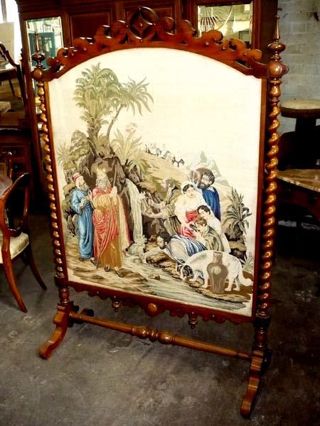 Rosewood Fire Screenの画像