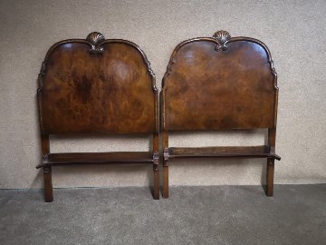 Pair of walnut single beds画像