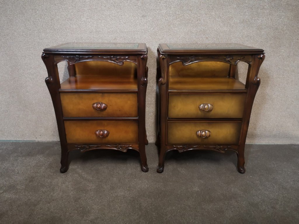 Pair bedsidesの画像