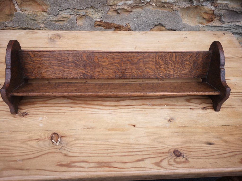 Oak book troughの画像