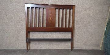 Edwardian inlaid mahogany bed画像