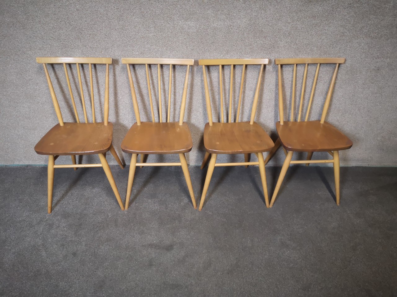 Ercol furniture (Set of 4 chairs)画像