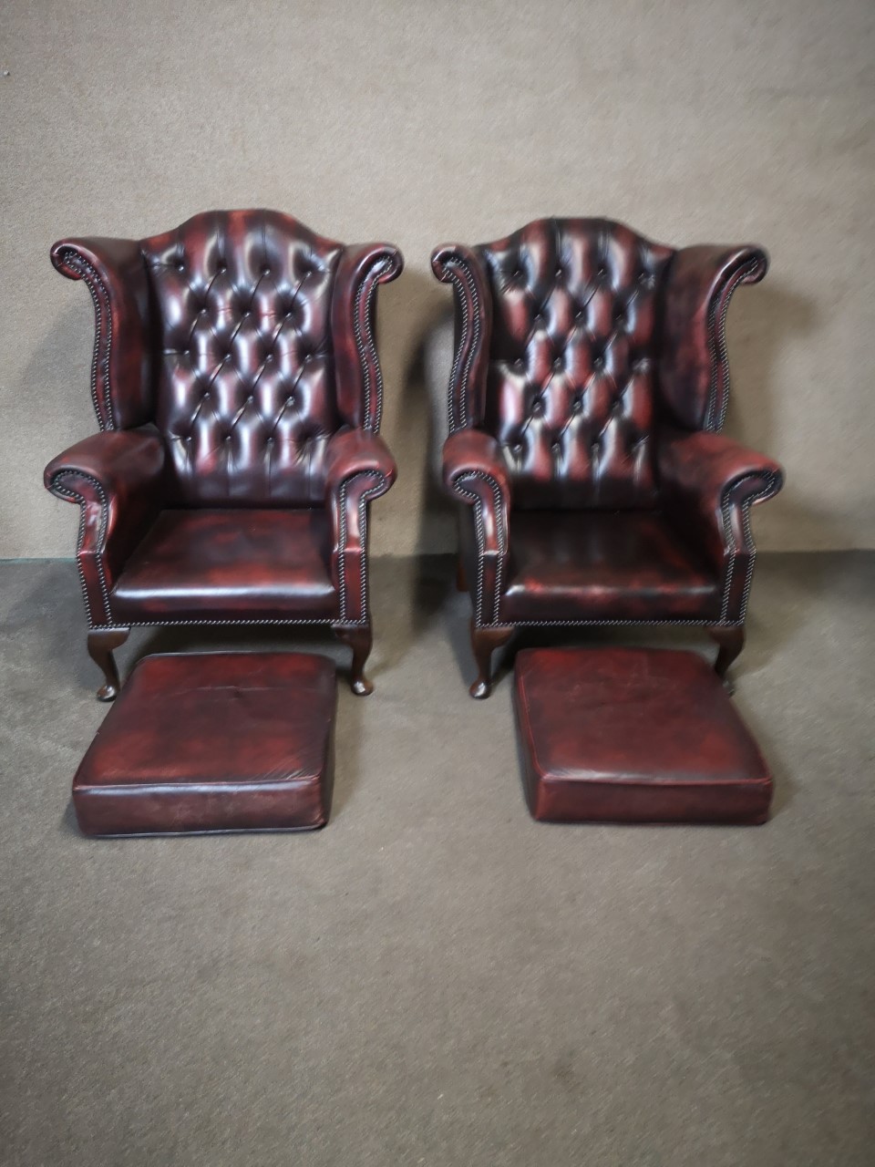 Chesterfield suite  1) Pair of Queen Anne chairs画像