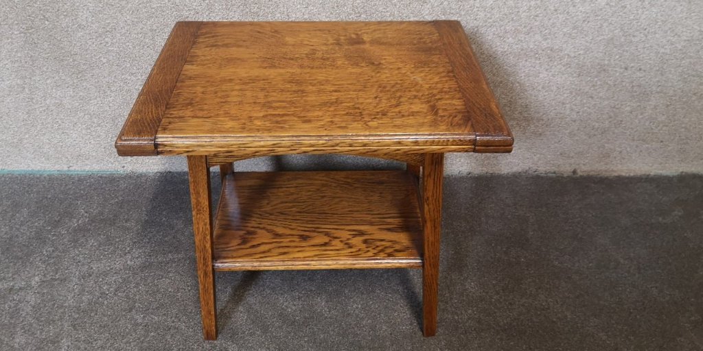 Small oak games tableの画像