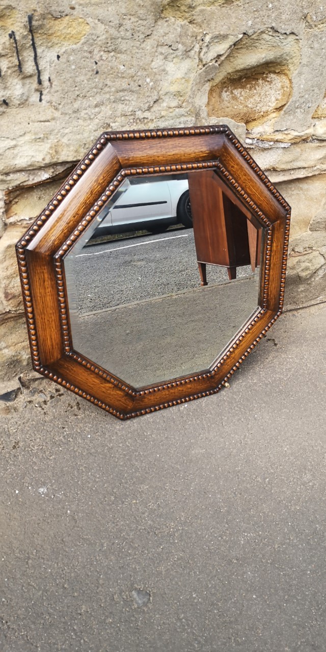 Oak octagonal mirror画像