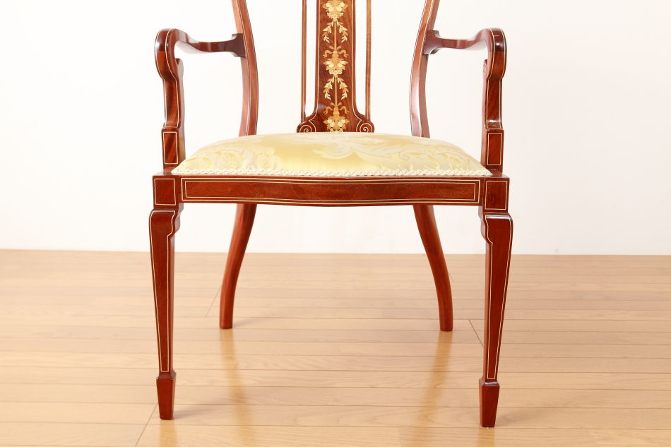 Edwardian inlaid mahogany chairの画像