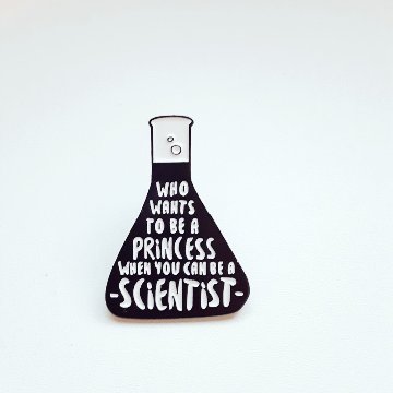 ピンバッジ　失敗しても大丈夫 科学者になれるのに誰がお姫様になりたいの?　やめろ　灯台　私は私それ以上でもそれ以下でもないしそれで充分　ちょっとそれ考え込まさせての画像