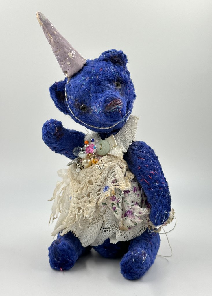 ベアのアイカ AIKAの画像