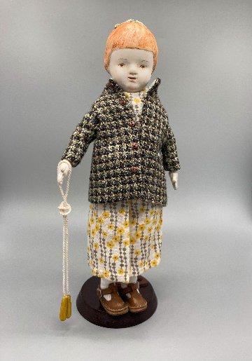 ドール（格子の上着）の画像