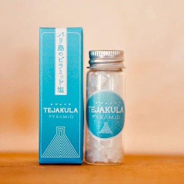 バリ伝統製法の美味しい天日塩 TEJAKURA ピラミッド＆詰替え用キューブの画像