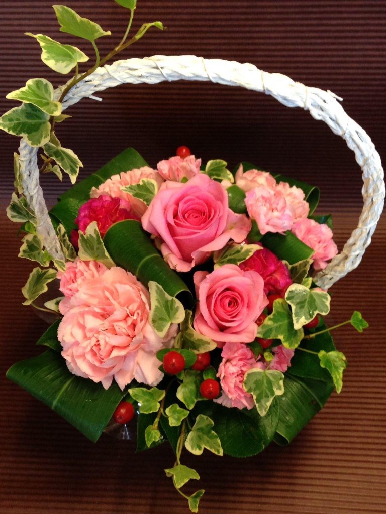 ピンクバラのアレンジの画像