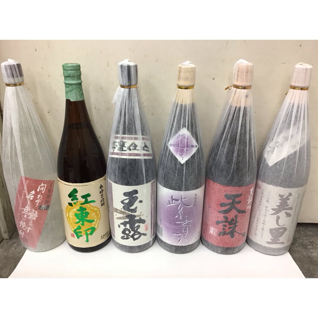 超プレミアム　いも焼酎　１．８Ｌ　６本セット　（ＡＨＧＭＴＵ）の画像