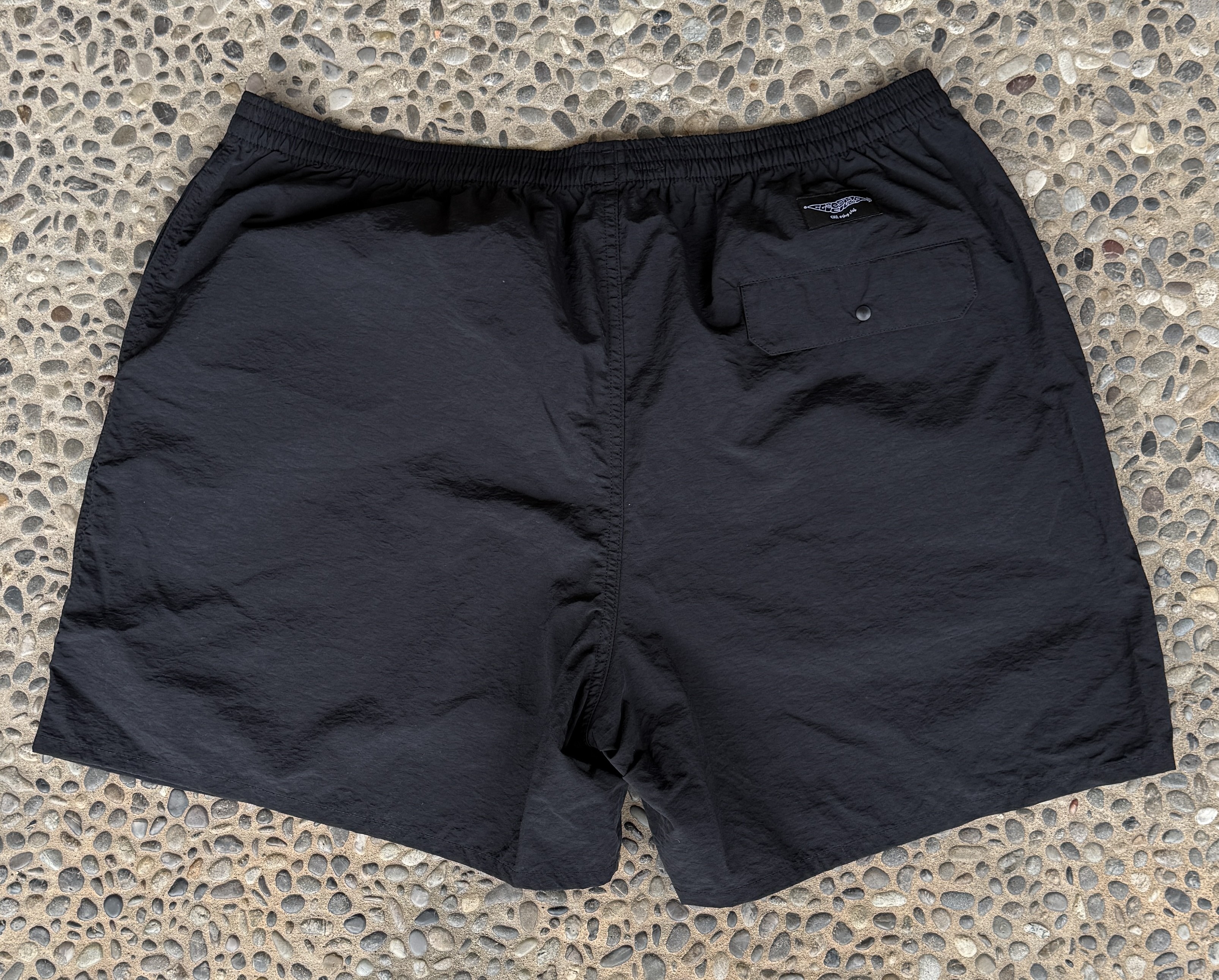 ＜GGI EGING CLUB＞ EASY SHORT PANTS (ブラック・XL)の画像