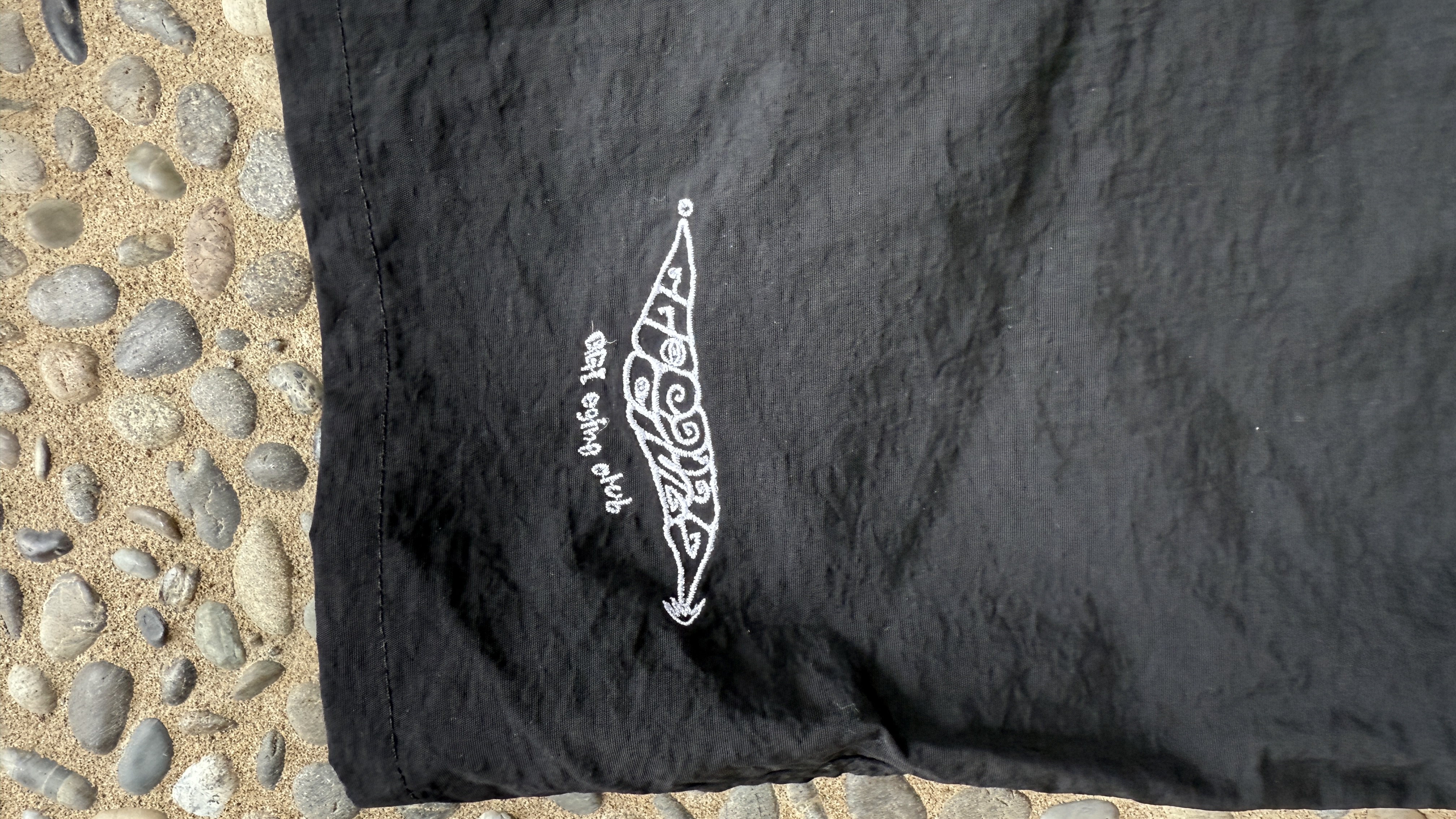 ＜GGI EGING CLUB＞ EASY SHORT PANTS (ブラック・XL)の画像