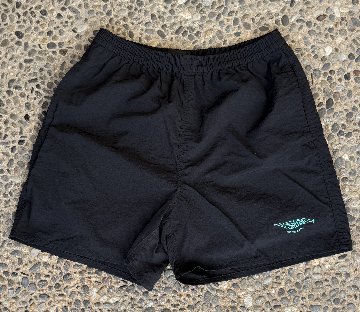 ＜GGI EGING CLUB＞ ナイロンイージーショートパンツ ブラックの画像