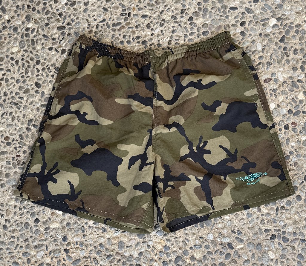 ＜GGI EGING CLUB＞ ナイロンイージーショートパンツ 迷彩の画像