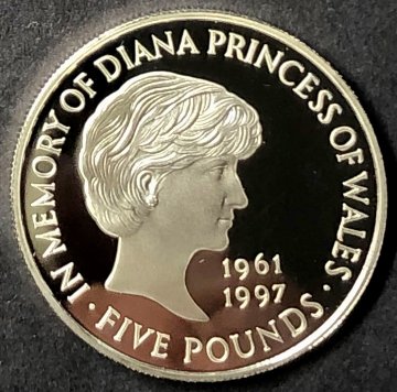 イギリス1999年ダイアナ5ポンド銀貨 / 箱証明書付 ①画像