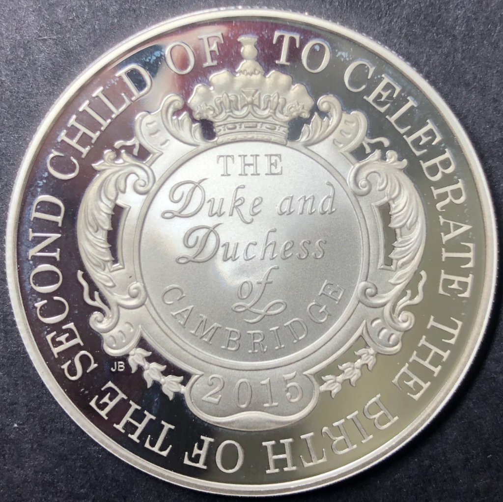 イギリス2015年シャーロット生誕5ポンド銀貨 / 箱証明書付 ①