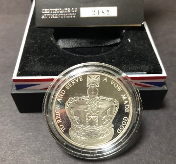 イギリス2013年戴冠60年5ポンドピエフォ銀貨の画像