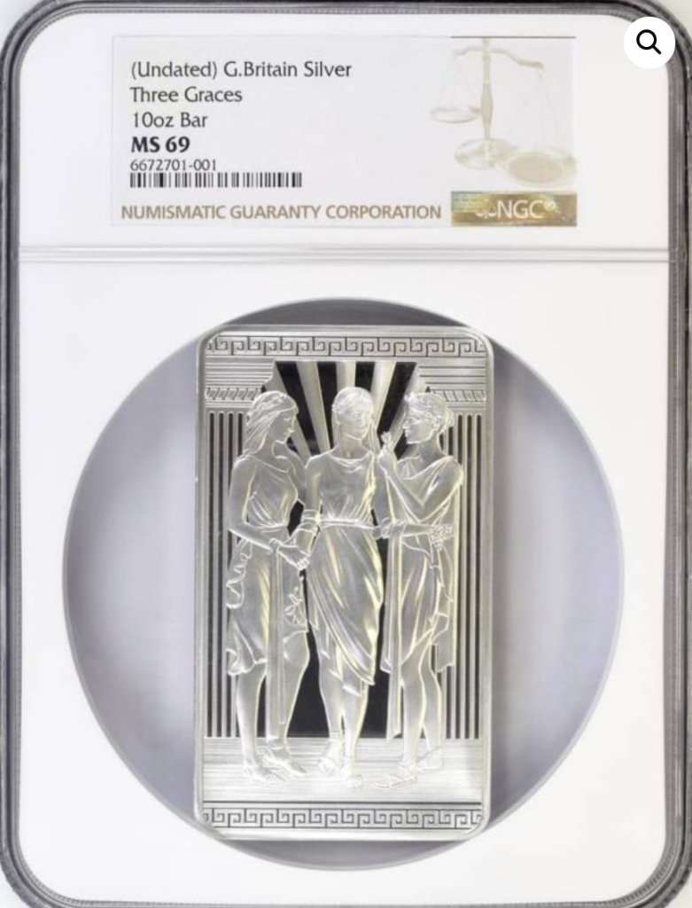 イギリス ロイヤルミント スリーグレイセス10オンスシルバーバー NGC MS69の画像