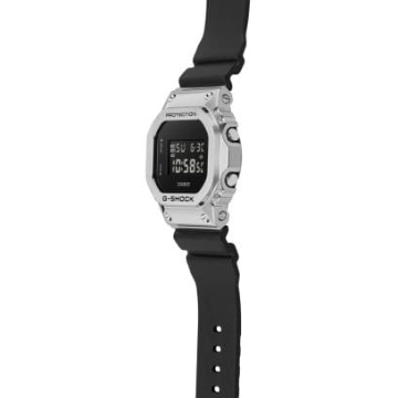 g-shock・GM-5600U-1JF【15時までの注文で当日発送(休業日を除く)・国内正規品・ノベルティ付・ギフト包装無料】メンズ腕時計の画像