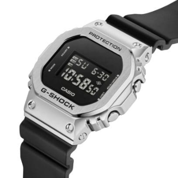 g-shock・GM-5600U-1JF【15時までの注文で当日発送(休業日を除く)・国内正規品・ノベルティ付・ギフト包装無料】メンズ腕時計の画像