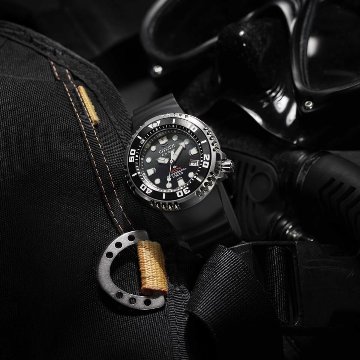 BN1024-01E ﾌﾟﾛﾏｽﾀｰ【ノベルティ付・ｷﾞﾌﾄ包装無料・国内正規品】腕時計 メンズ ソーラー 延長バンド付の画像