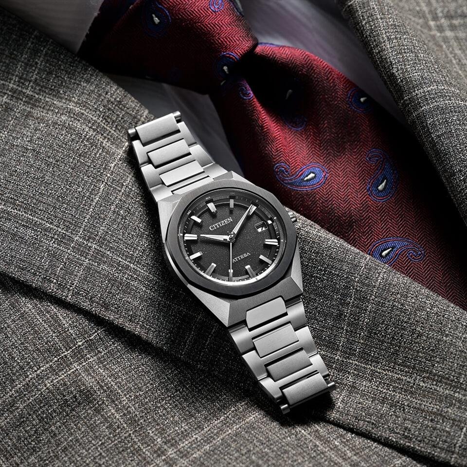 CB3044-55E アテッサ【ノベルティ付・ｷﾞﾌﾄ包装･ベルト調整無料・国内正規品】腕時計 メンズ ソーラー電波の画像