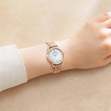 KP6-065-21 ウィッカ【正規ﾒｰｶｰ保証書付･ｷﾞﾌﾄ包装･ﾍﾞﾙﾄ調整無料】腕時計 ﾚﾃﾞｨｽ ｿｰﾗｰ 替えﾊﾞﾝﾄﾞ付 限定の画像