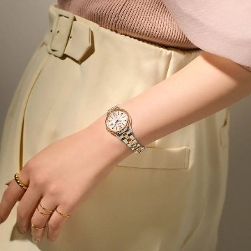 SSVV082 ｾｲｺｰﾙｷｱ【ﾉﾍﾞﾙﾃｨ付・ｷﾞﾌﾄ包装･ﾍﾞﾙﾄ調整無料･新品正規品】ｿｰﾗｰ電波　ﾚﾃﾞｨｰｽ腕時計の画像