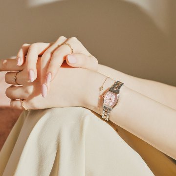 SSWA012 ｾｲｺｰﾙｷｱ【ﾉﾍﾞﾙﾃｨ付・ｷﾞﾌﾄ包装･ﾍﾞﾙﾄ調整無料･新品正規品】ﾚﾃﾞｨｰｽ腕時計 電池式クオーツ 2025広告モデルの画像