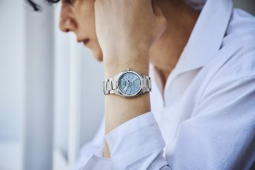 SBXY103　ｾｲｺｰｱｽﾄﾛﾝ【ﾉﾍﾞﾙﾃｨ付・ｷﾞﾌﾄ包装・ﾍﾞﾙﾄ調整無料・新品正規品】ｿｰﾗｰ電波 ﾒﾝｽﾞ腕時計の画像