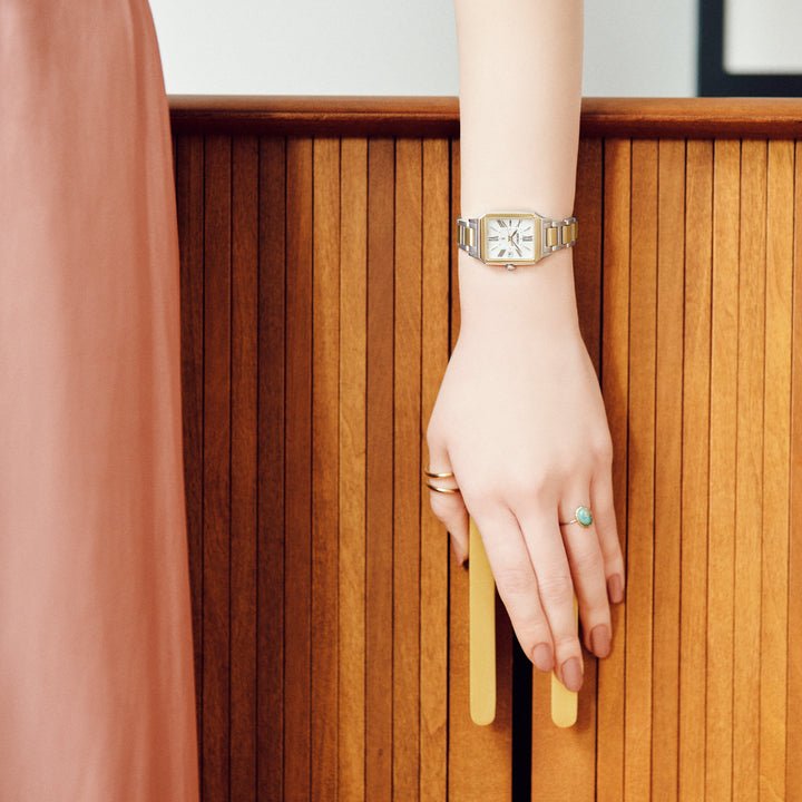 SSVW210 ｾｲｺｰﾙｷｱ【ﾉﾍﾞﾙﾃｨ付・ｷﾞﾌﾄ包装･ﾍﾞﾙﾄ調整無料･新品正規品】ｿｰﾗｰ電波　ﾚﾃﾞｨｰｽ腕時計の画像