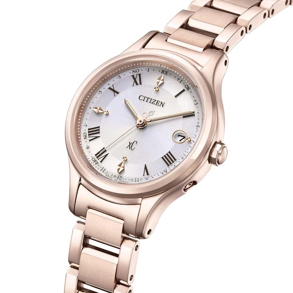 ES9497-96A ｸﾛｽｼｰ【ﾉﾍﾞﾙﾃｨ付･国内正規品･ｷﾞﾌﾄ包装･ﾍﾞﾙﾄ調整無料】ｿｰﾗｰ電波 ﾚﾃﾞｨｽ腕時計 ｼﾝﾌﾟﾙｱｼﾞｬｽﾄの画像