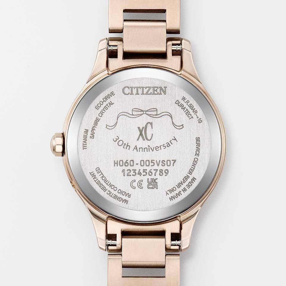 ES9498-77N:ｸﾛｽｼｰ【ﾉﾍﾞﾙﾃｨ付･国内正規品･ｷﾞﾌﾄ包装･ﾍﾞﾙﾄ調整無料】ｿｰﾗｰ電波 ﾚﾃﾞｨｽ腕時計 ｼﾝﾌﾟﾙｱｼﾞｬｽﾄ 限定の画像