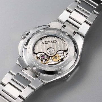 NB6080-51W シリーズ8【ノベルティ付・ｷﾞﾌﾄ包装･ベルト調整無料・国内正規品】腕時計 メンズ メカニカル の画像