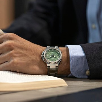 NB6080-51W シリーズ8【ノベルティ付・ｷﾞﾌﾄ包装･ベルト調整無料・国内正規品】腕時計 メンズ メカニカル の画像