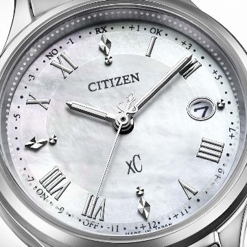 ES9490-52D  クロスシー【ノベルティ付・国内正規品】【ｷﾞﾌﾄ包装･ｻｲｽﾞ調整無料】ｿｰﾗｰ電波　レディース腕時計の画像