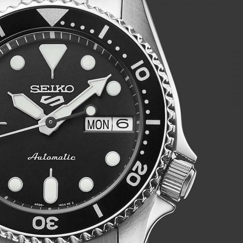 SBSA225　セイコー5スポーツ【国内正規品】ﾒｶﾆｶﾙ   5 スポーツ SKX Sports Style‘Midi’ Black●ｘ2の画像