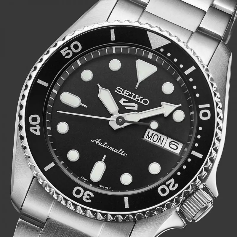 SBSA225　セイコー5スポーツ【国内正規品】ﾒｶﾆｶﾙ   5 スポーツ SKX Sports Style‘Midi’ Black●ｘ2の画像