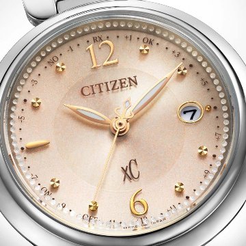 ES9460-88W クロスシー【ノベルティ付・国内正規品】【ｷﾞﾌﾄ包装･ｻｲｽﾞ調整無料】ｿｰﾗｰ電波　レディース腕時計 北川景子さん着用CMモデルの色違いの画像