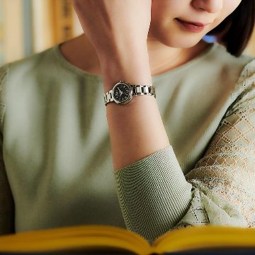 ES9430-89E　クロスシー【ノベルティ付・国内正規品】【ｷﾞﾌﾄ包装･ｻｲｽﾞ調整無料】ｿｰﾗｰ電波　レディース腕時計の画像