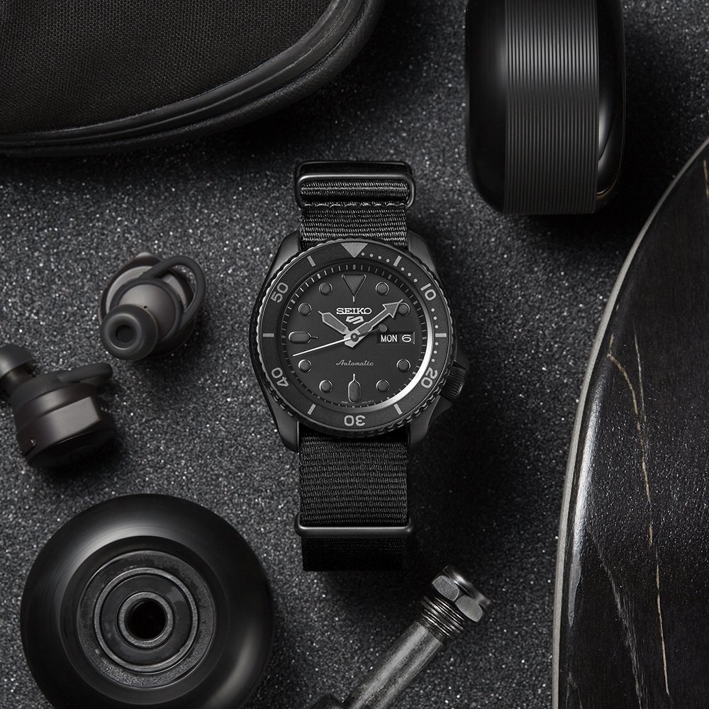 SBSA025　セイコー5スポーツ【国内正規品】ﾒｶﾆｶﾙ  SKX Sports Style メンズ腕時計●ｘ2の画像
