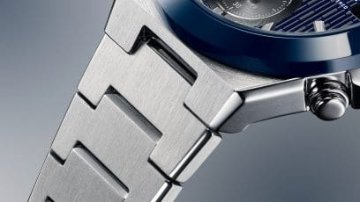 エディフィス: EFS-S650YD-2AJF【国内正規品・ベルト調整無料】ソーラー メンズ腕時計の画像