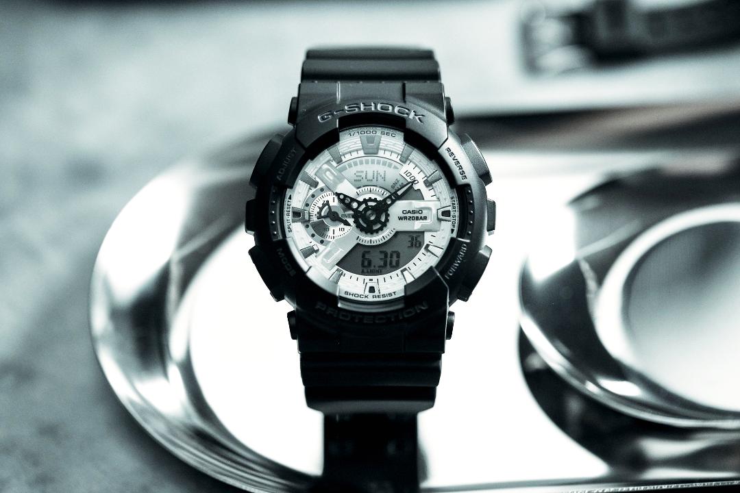 Gショック:GA-110WD-1AJF【新品正規品・ノベルティ付・ギフト包装無料】メンズ腕時計の画像