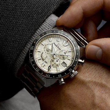 SBGC253 グランドセイコー◇[Sport]ﾏｽﾀｰｼｮｯﾌﾟ【正規保証品･ﾉﾍﾞﾙﾃｨ付】‘Tokyo Lion’ Spring Drive Chronograph GMTの画像