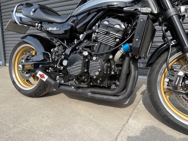 JOKER'S JAPAN Z900RS 2026年式モデル対応 カミカゼエキゾースト ショート管マフラー右出しの画像